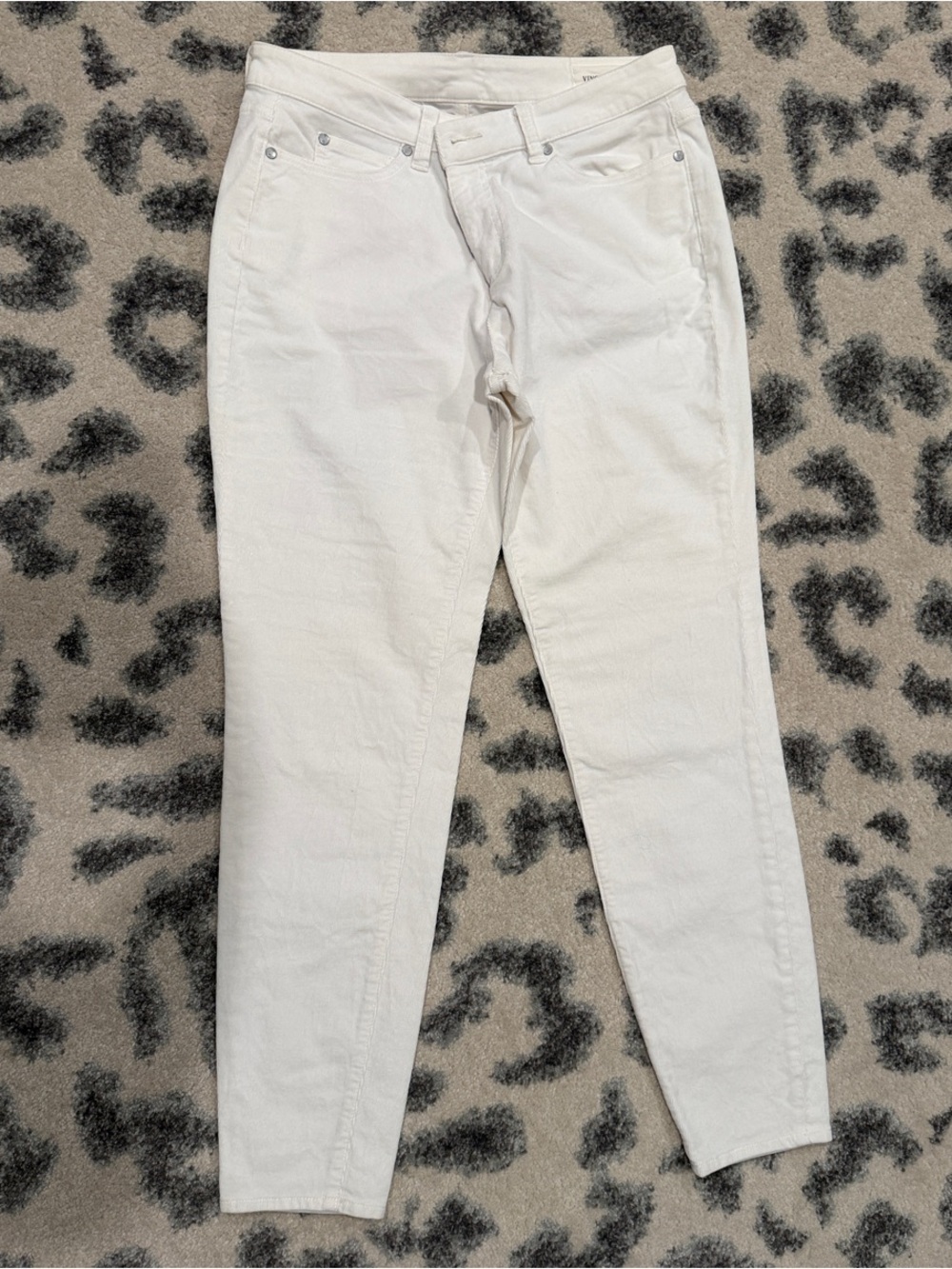 Vince Camuto Off White Cropped Slim Ankle Corduroys